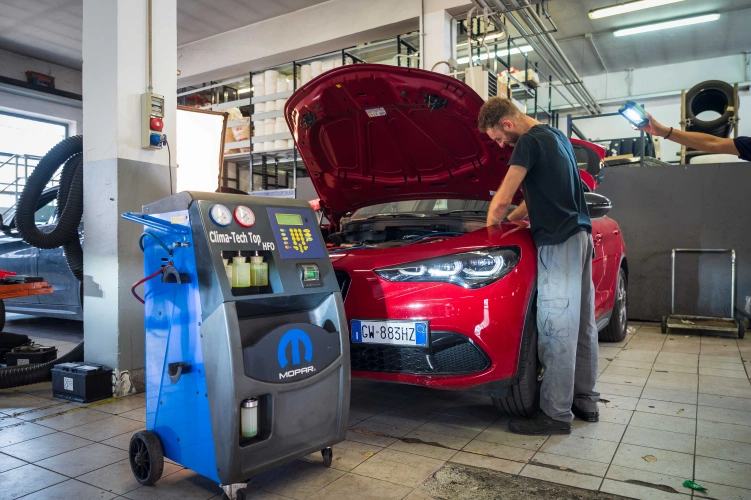 Climatizzatore dell’auto: come mantenerlo efficiente · Dionisi Rent&Service · dionisigroup.it