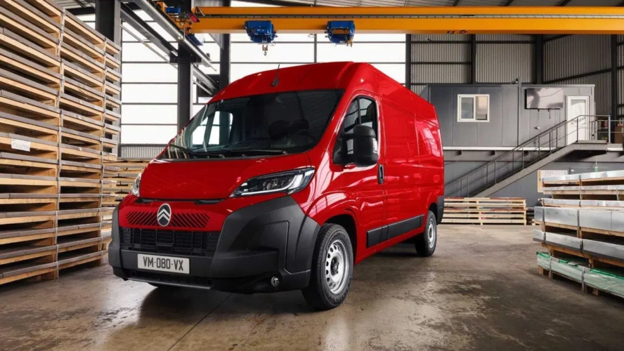 Citroën Jumper a noleggio a lungo termine a Torino · Dionisi Rent&Service · dionisigroup.it