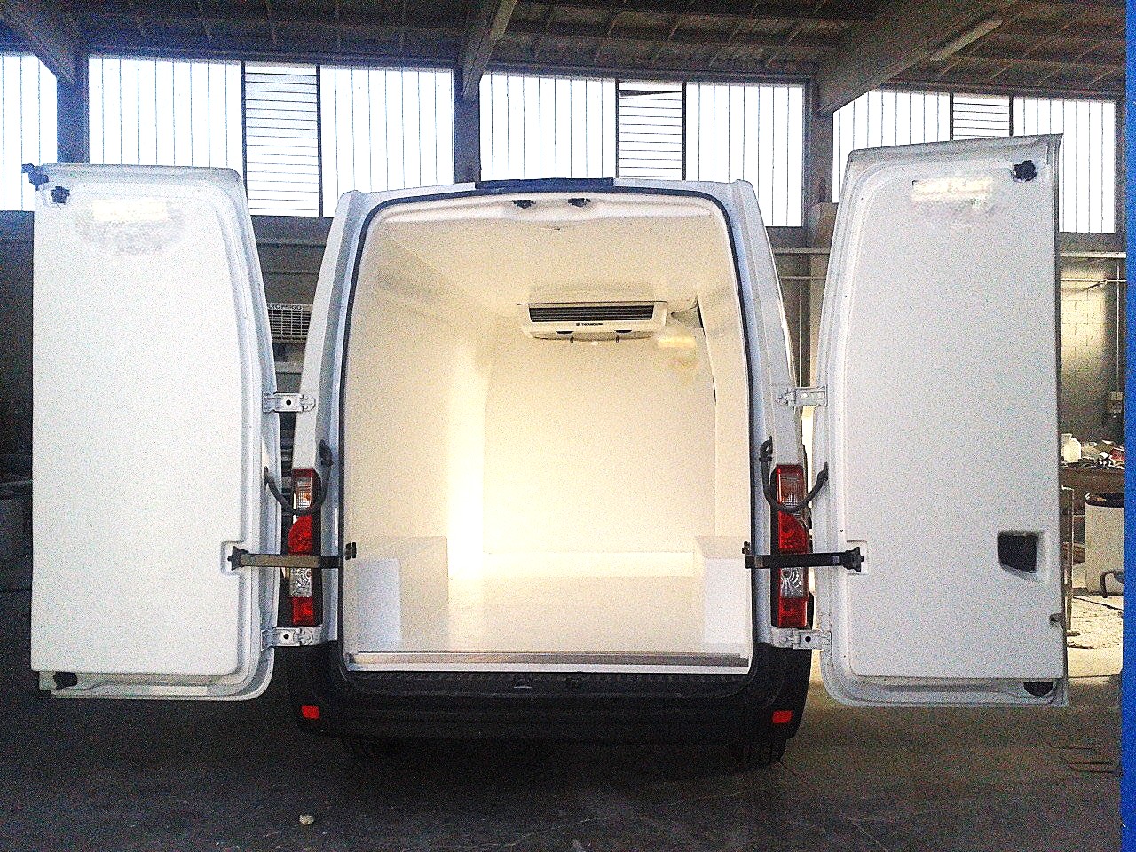 Fiat Ducato Con Frigo 0 + 5° a noleggio a lungo termine a Torino · Dionisi Rent&Service · dionisigroup.it
